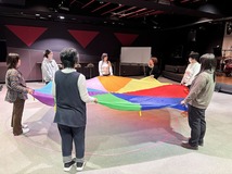 【大阪心斎橋校】みんなで LET'S パラバルーーン！！ 