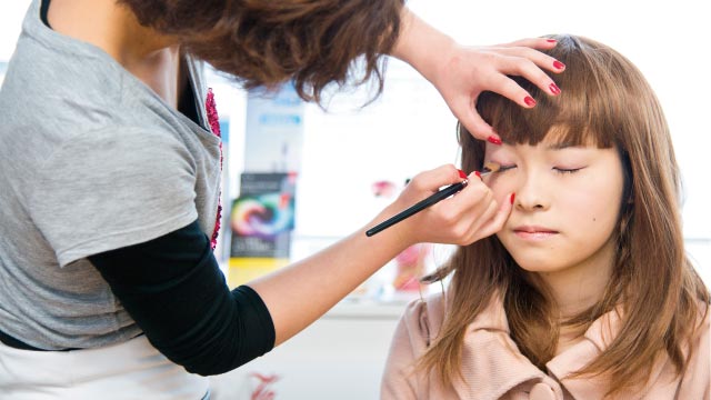 メイク ヘアメイク専門の学校 美容 服飾 ファッションのヒューマンアカデミー