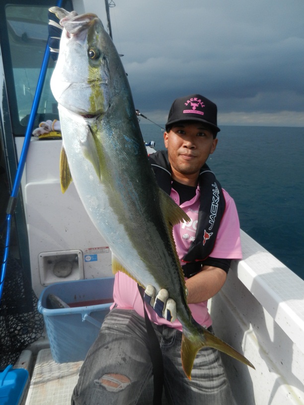 ７キロのヒラマサ 高級魚ヒラメまで 豪華すぎる海釣り実習 フィッシング 釣り専門の学校 総合学園ヒューマンアカデミー